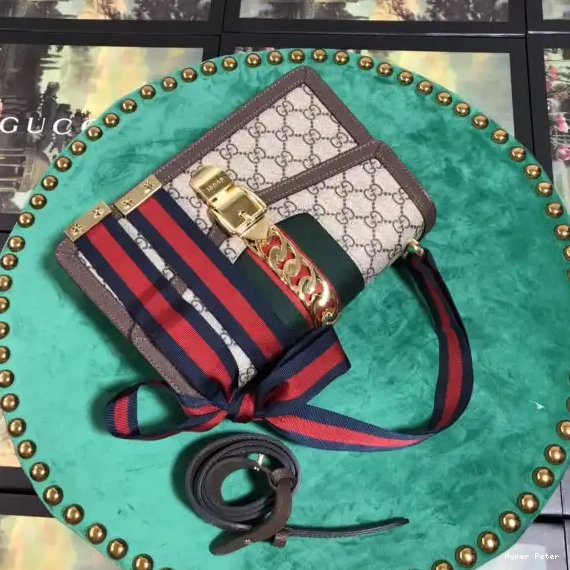 Hyperpeter Sylvie Gucci 0620